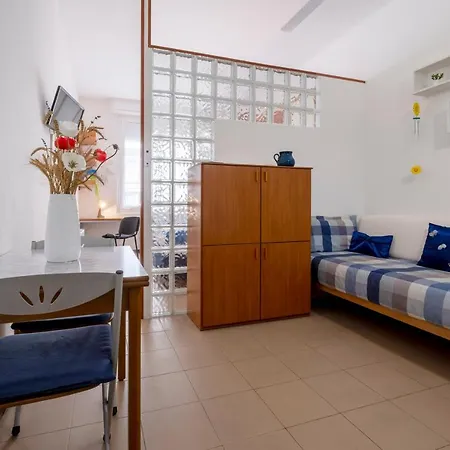 Apartamento Getthekey Monari